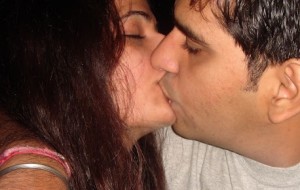Hot Desi Couples French Kiss (1)