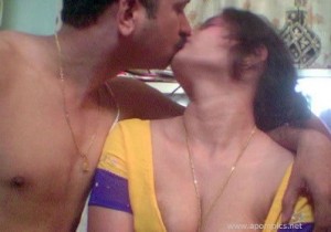 Indian-Gujarati-Desi-Village-Couple-Nude-Photos-Desi-Couple-Sex-xxx-Nude-Photos-4