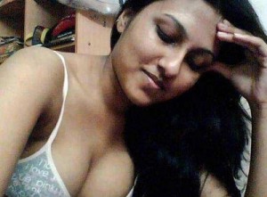Full-Desi-Masala-Pics-Real-Indian-Home-Sex-2