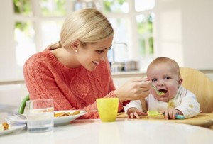 baby_feed_006