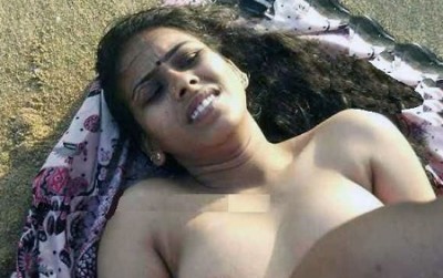 hot indian house wife on goa beach nude sex12