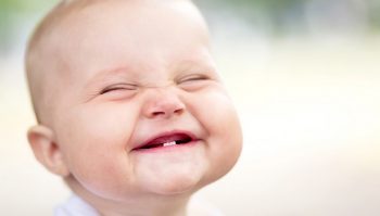 201608101115148227_Babies-weight-during-when-teething_SECVPF