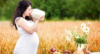 pregnancy-milk-calcium-ths